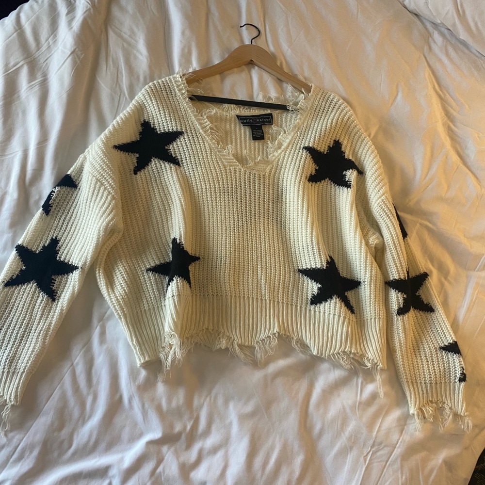 Black and White Star Sweater. Size Large.